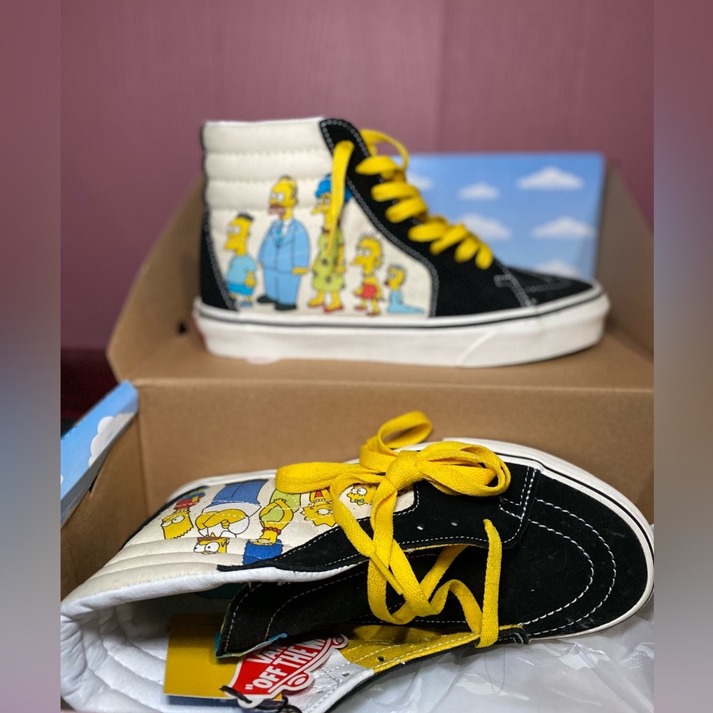 NWT vans x the Simpsons